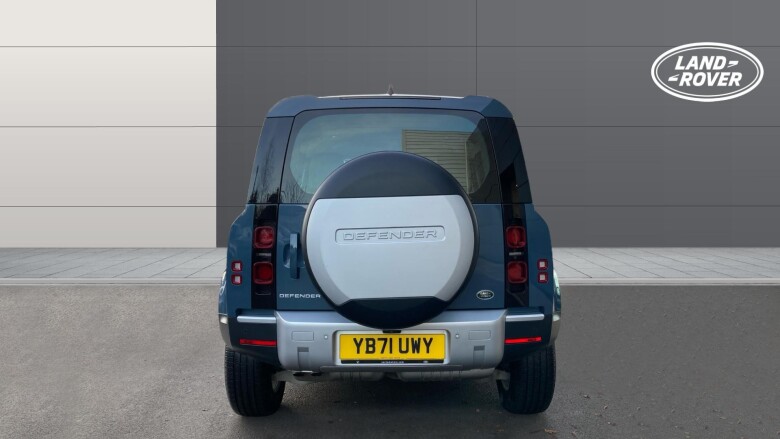 Land Rover Defender 3.0 D250 S 110 5dr Auto Diesel Estate